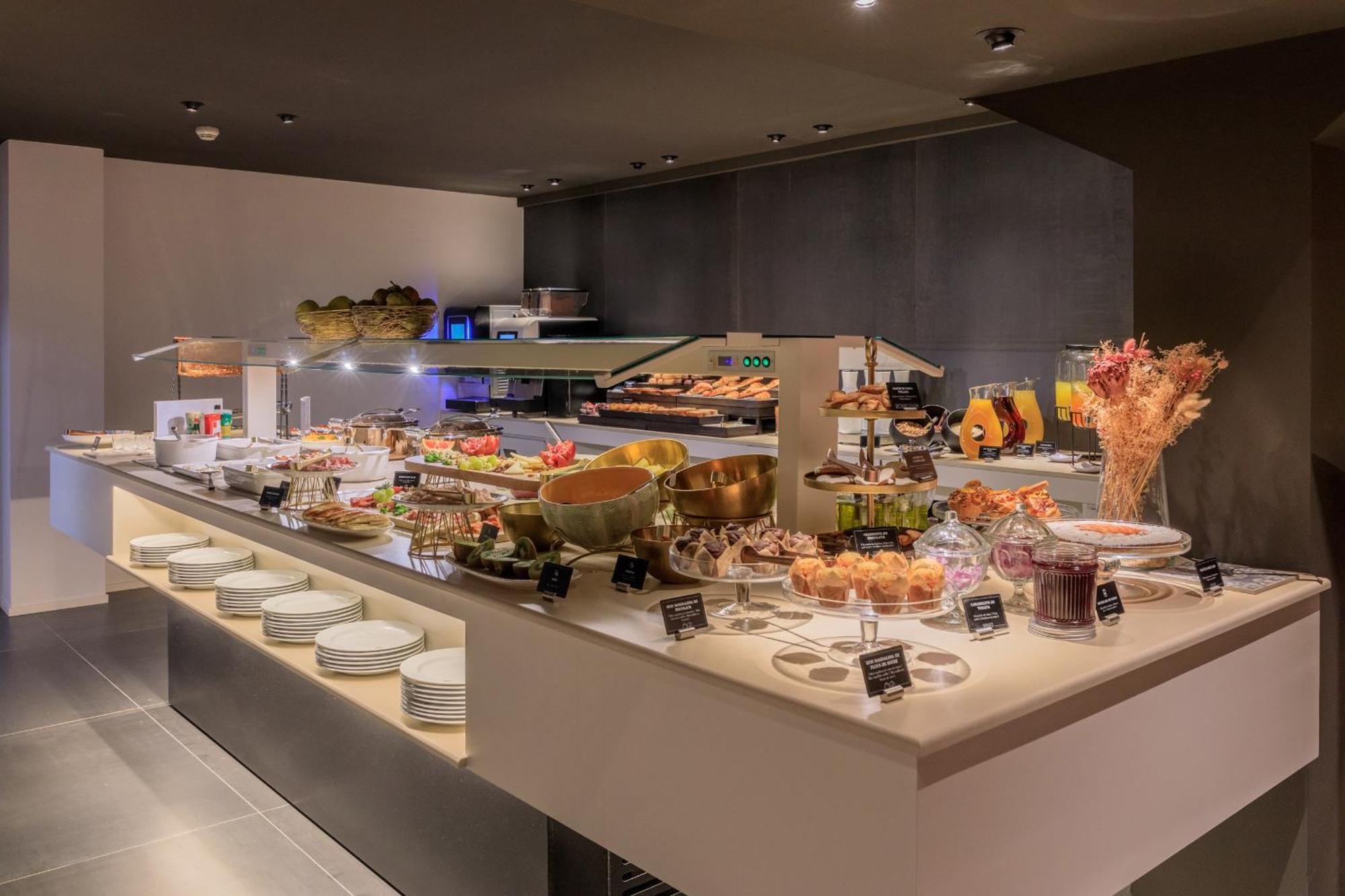 Gran Hotel Barcino Barcelona Bagian luar foto