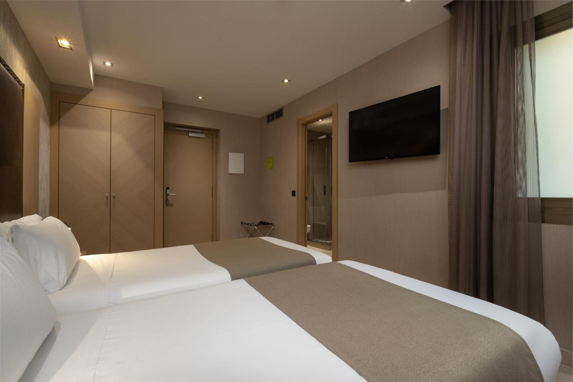 Gran Hotel Barcino Barcelona Bagian luar foto