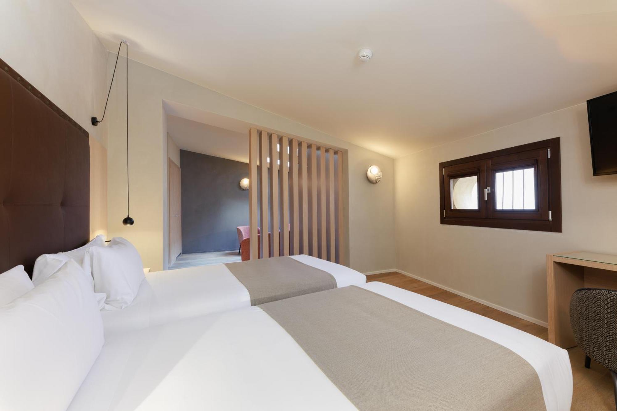Gran Hotel Barcino Barcelona Bagian luar foto
