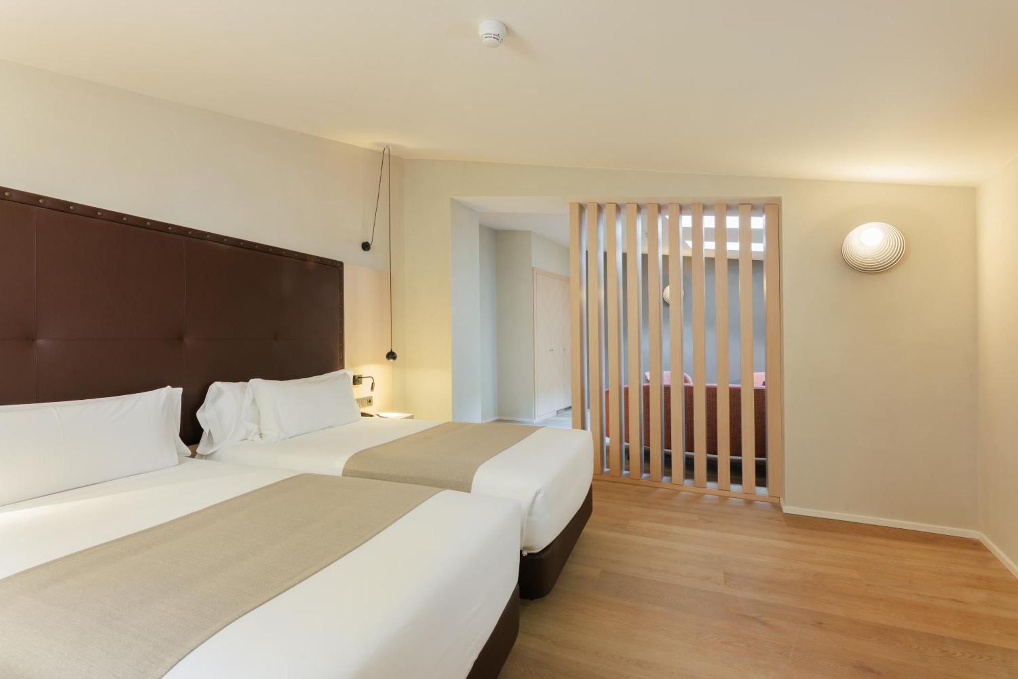 Gran Hotel Barcino Barcelona Bagian luar foto